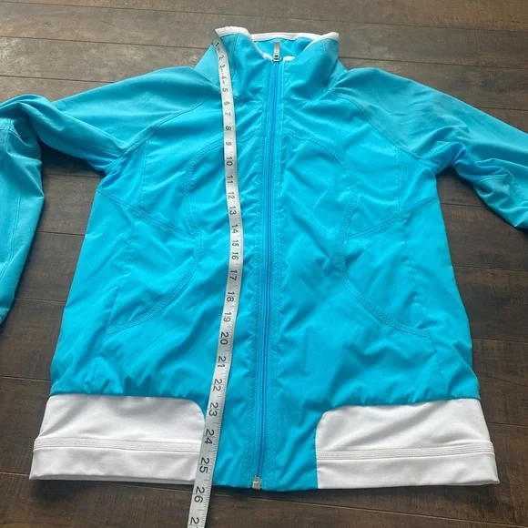 Lululemon Run Track Attack jacket - Picture 10 of 12